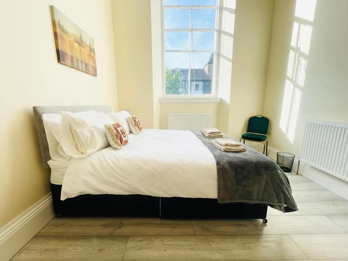 Large Flat In Edinburgh F2 Apartment United Kingdom